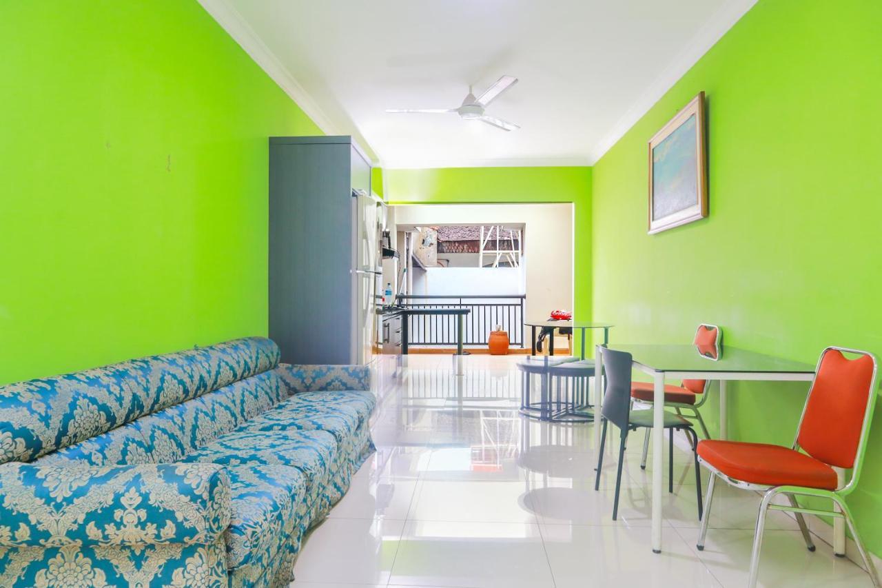 Oyo 2196 Ss Homes Giacarta Esterno foto
